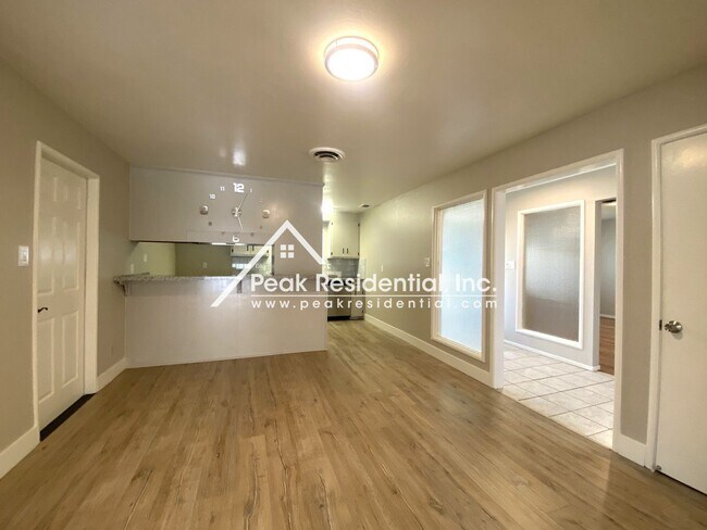 Foto del edificio - 3 br, 2 bath House - 5537 Beauregard Way