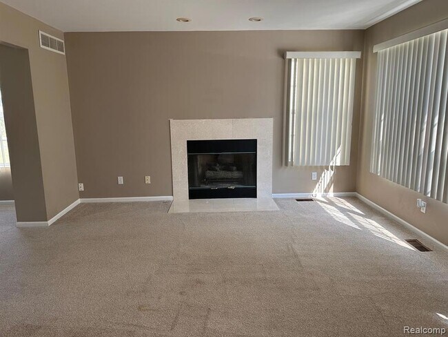 Foto del edificio - 1251 Otter Ave