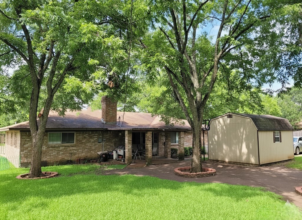 Foto del edificio - 3610 Fairway Dr