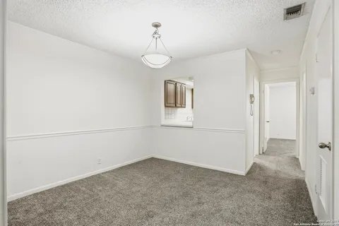 Building Photo - 7738 Chambers Rd