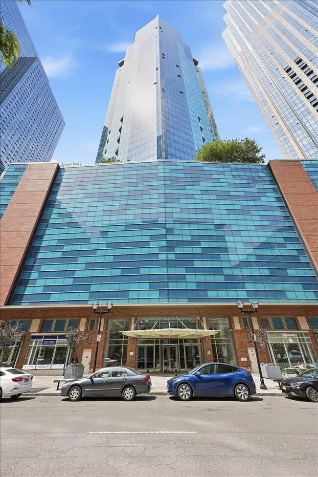 Foto del edificio - 77 Hudson St