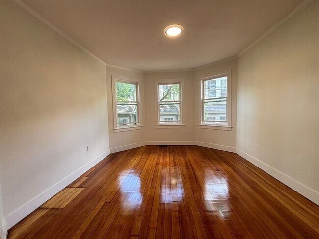 Foto del edificio - 391 Linwood Ave