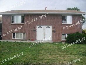 Building Photo - 7960-7966 Patricia Dr