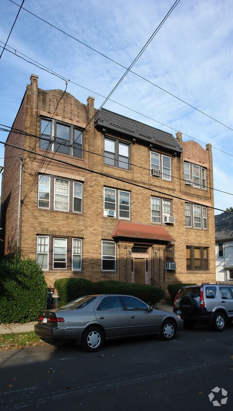 Building Photo - 37-39 Sherman Ave
