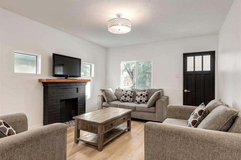 Photo du bâtiment - 810 17 Av NW