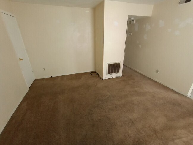 Building Photo - 1018BERKLEY