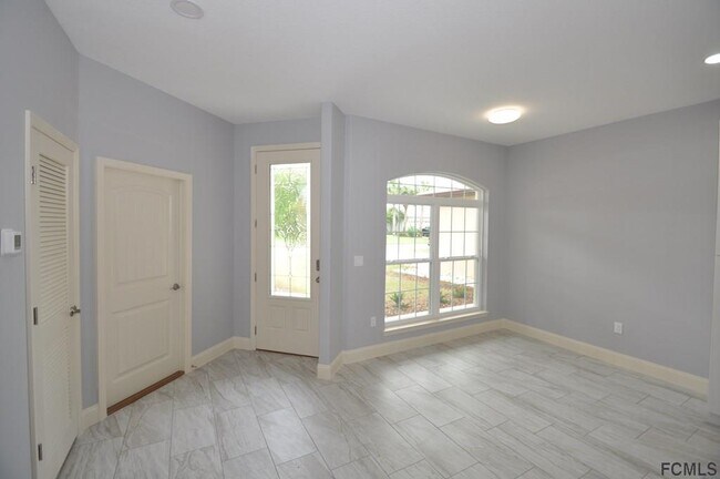 Building Photo - 20 Collingwood Ln