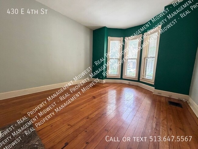 Foto del edificio - 430 E 4th St