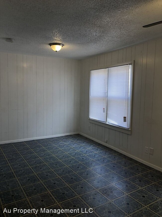 Foto del edificio - 1633 N Manhattan St