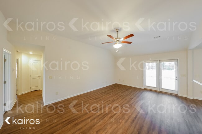 Foto del edificio - 71 Hideaway Ln