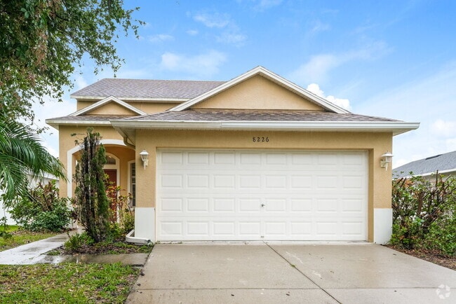 Building Photo - 8226 Summer Wood Ln