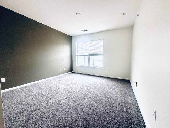 Foto del edificio - 5 Soho Dr