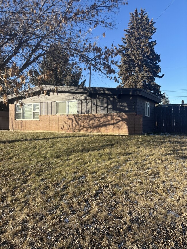 Building Photo - 964 Stokes Ave