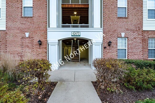 Foto del edificio - 42470 Pennyroyal Sq