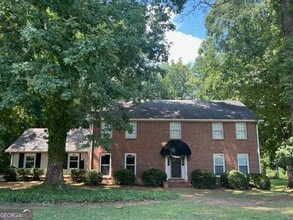 Building Photo - 1222 Trahlyta Terrace