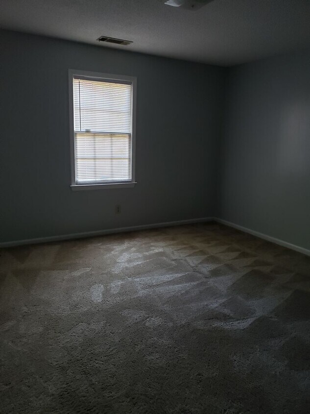 Primary Photo - 333 Wrenfield Rd