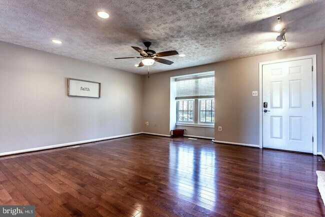 Foto del edificio - 6314 Greenfield Rd