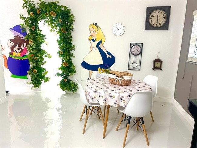 Foto del edificio - 1682 NE 146th St