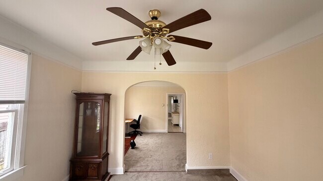 sala de estar 1 - 417 Coolidge St