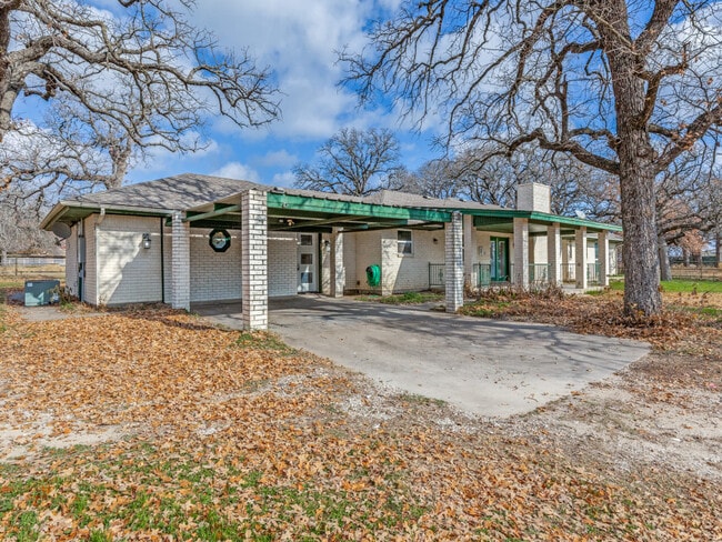 Photo - 7335 Reed Rd (Azle, TX) House