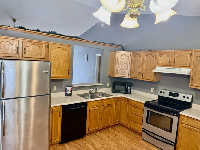 Building Photo - 10533 Graystone Cove