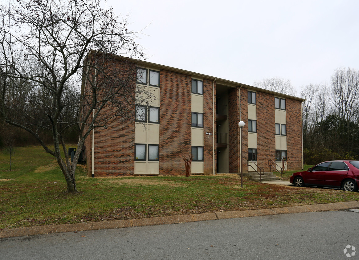 Building Photo - Hickory Forest Apartments