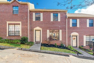 Building Photo - 437 S Gallaher View Rd