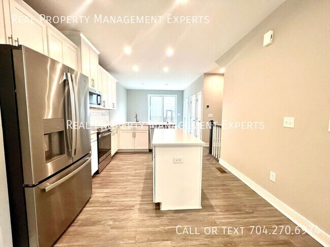 Foto del edificio - 528 Billingsley Rd