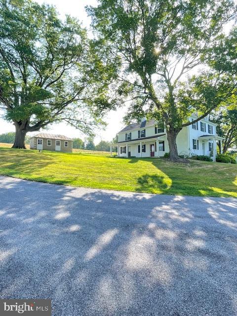 Foto del edificio - 8602 Green Valley Rd