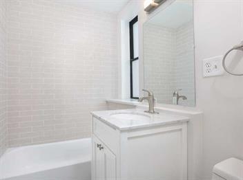 bathroom - 36 E Newton St