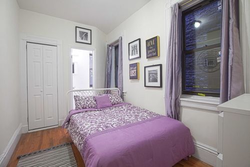 Building Photo - 34 Saint Marks Pl