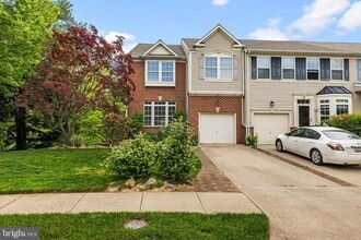 Building Photo - 530 Limerick Cir