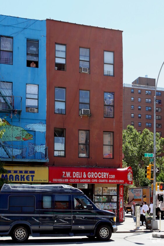 Foto del edificio - 2240 2nd Ave