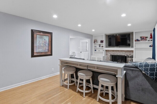 Foto del edificio - 218 Brandon Rd