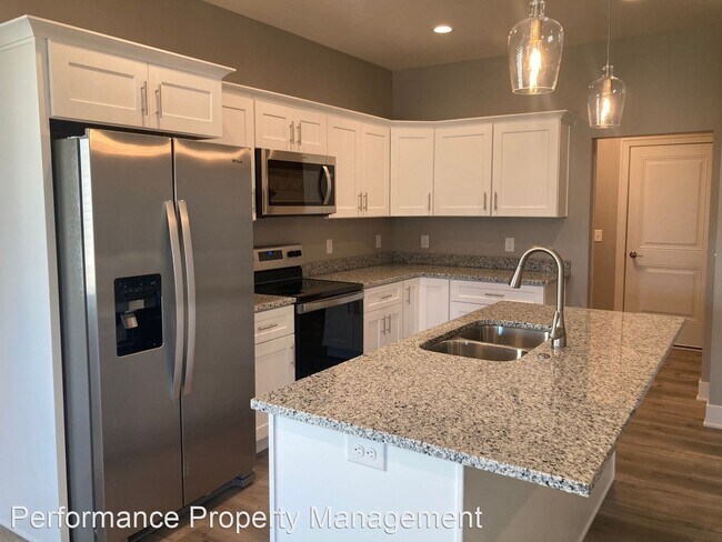 Building Photo - 3 br, 3 bath House - 5050 W Stampede Ln
