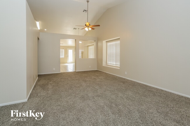 Building Photo - 3452 Canter Dr