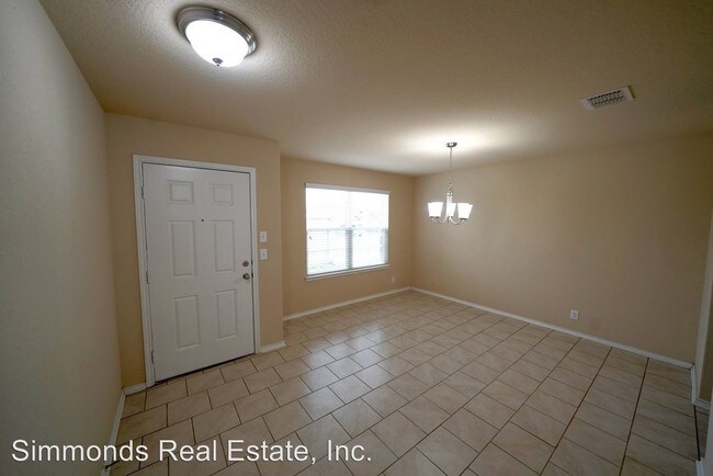 Building Photo - 5 br, 2.5 bath House - 2814 Sunset Bend