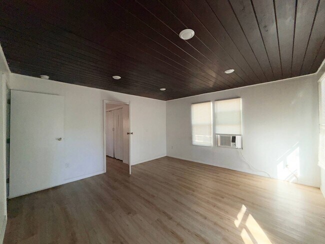 Foto del edificio - 101 W 21st St