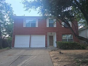 Building Photo - 3105 Stonewall Ln