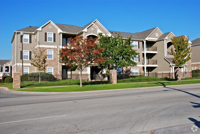 Apartment Building Courtyard university courtyard apartments rentals - denton, tx | apartments Apartment Building Courtyard university courtyard apartments rentals - denton, tx | apartments