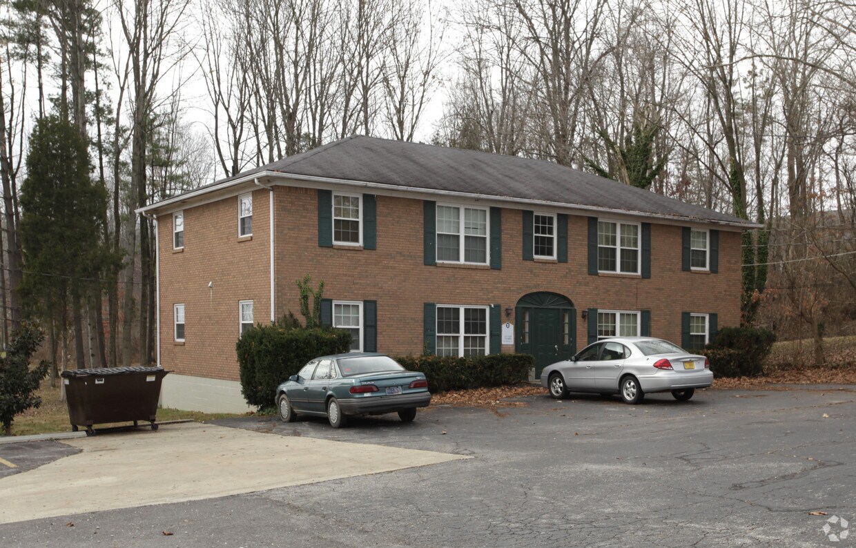 135 Mcgrain St, Corydon, IN 47112 Apartments in Corydon, IN