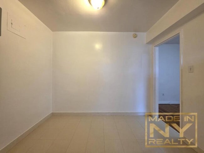Building Photo - 1 bedroom in FOREST HILLS NY 11375