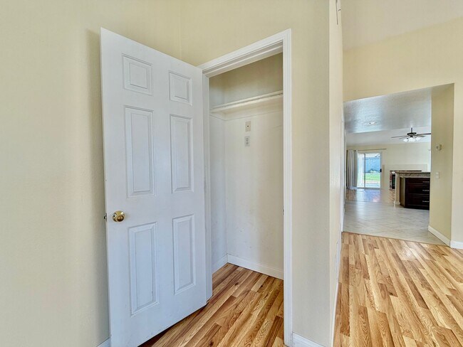 Building Photo - Charming Murrieta Home with Dual Living Spaces & Spacious Covered Patio