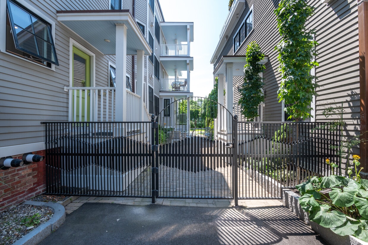 52 Wilmot St, Portland, ME 04101 Apartments in Portland, ME