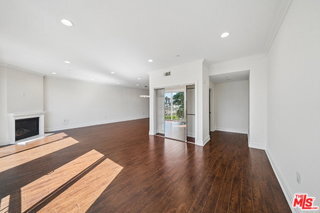 Building Photo - 1050 S Holt Ave