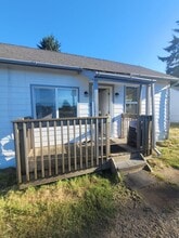 Building Photo - 92306 Clover Rd