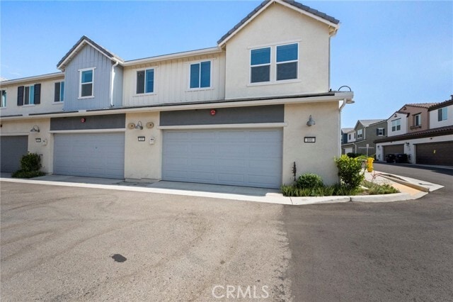 Building Photo - 3959 Lavine Wy