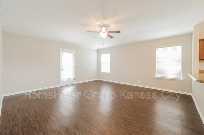 Foto del edificio - 31895 W 172nd St