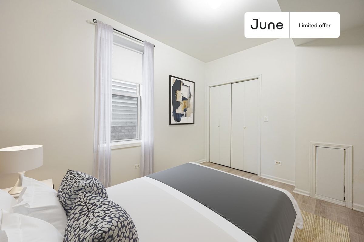 Primary Photo - Private bedroom in 3 bed/1 bath Home
