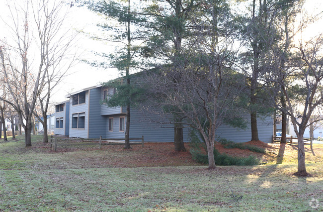 Building Photo - Bradley Place Apartments